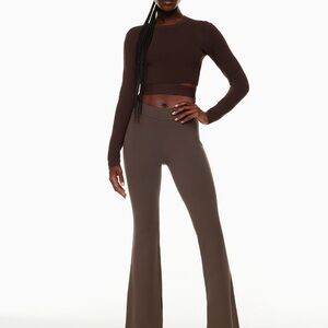 Aritzia Paramount Pant High-waisted knit flared pants